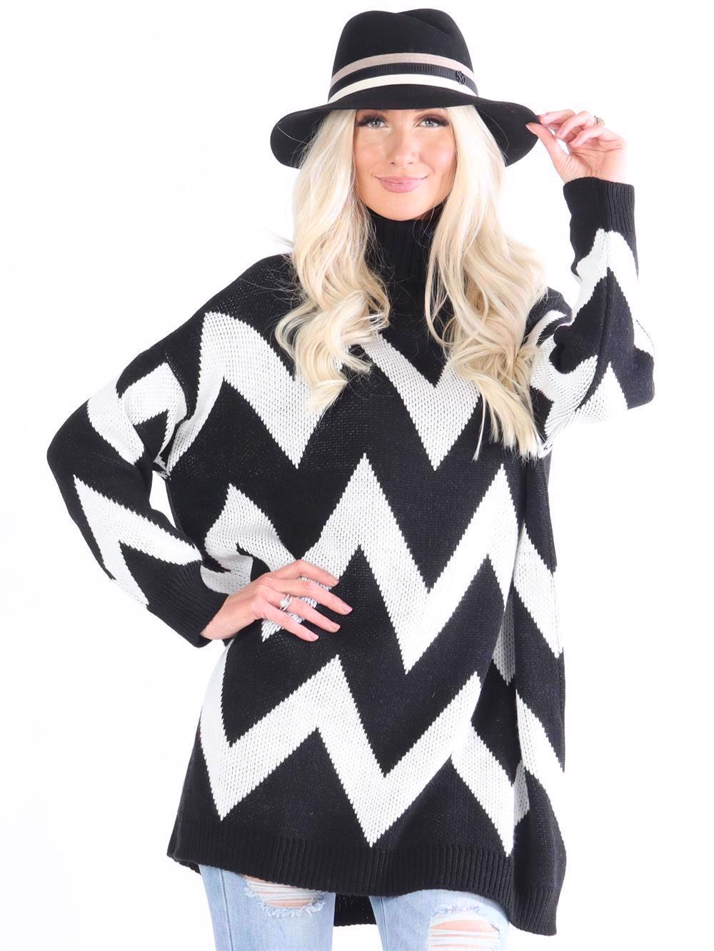 Amidala - Stickad klänning i sicksackmönster